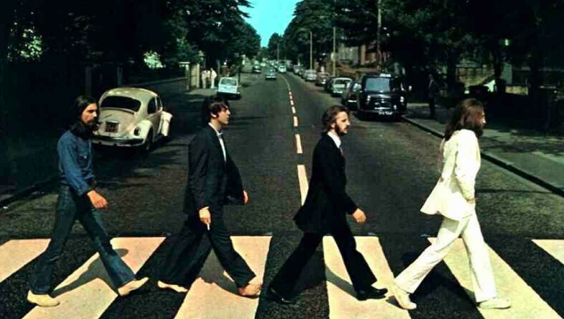 LE STRISCE PEDONALI DEI BEATLES